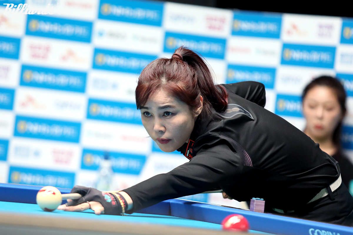 박지현은 1세트에서 애버리지 1.125를 치고도 아쉽게 김가영에게 패했다.