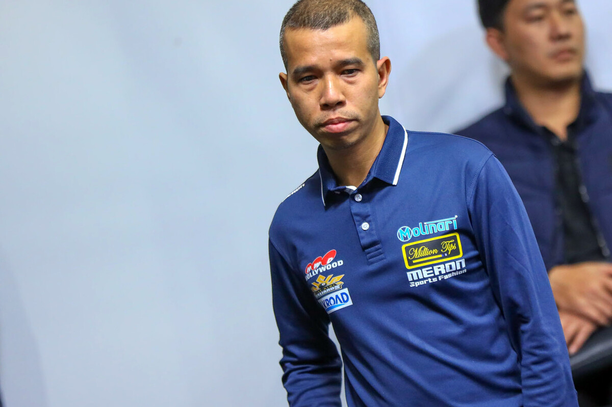 '베트남 간판' 쩐뀌엣찌엔이 '서울 3쿠션 당구월드컵' 32강 본선 조별리그전 첫 경기에서 '클루망 손자' 피터 클루망(벨기에)에게 일격을 맞았다.   사진=파이브앤식스 제공