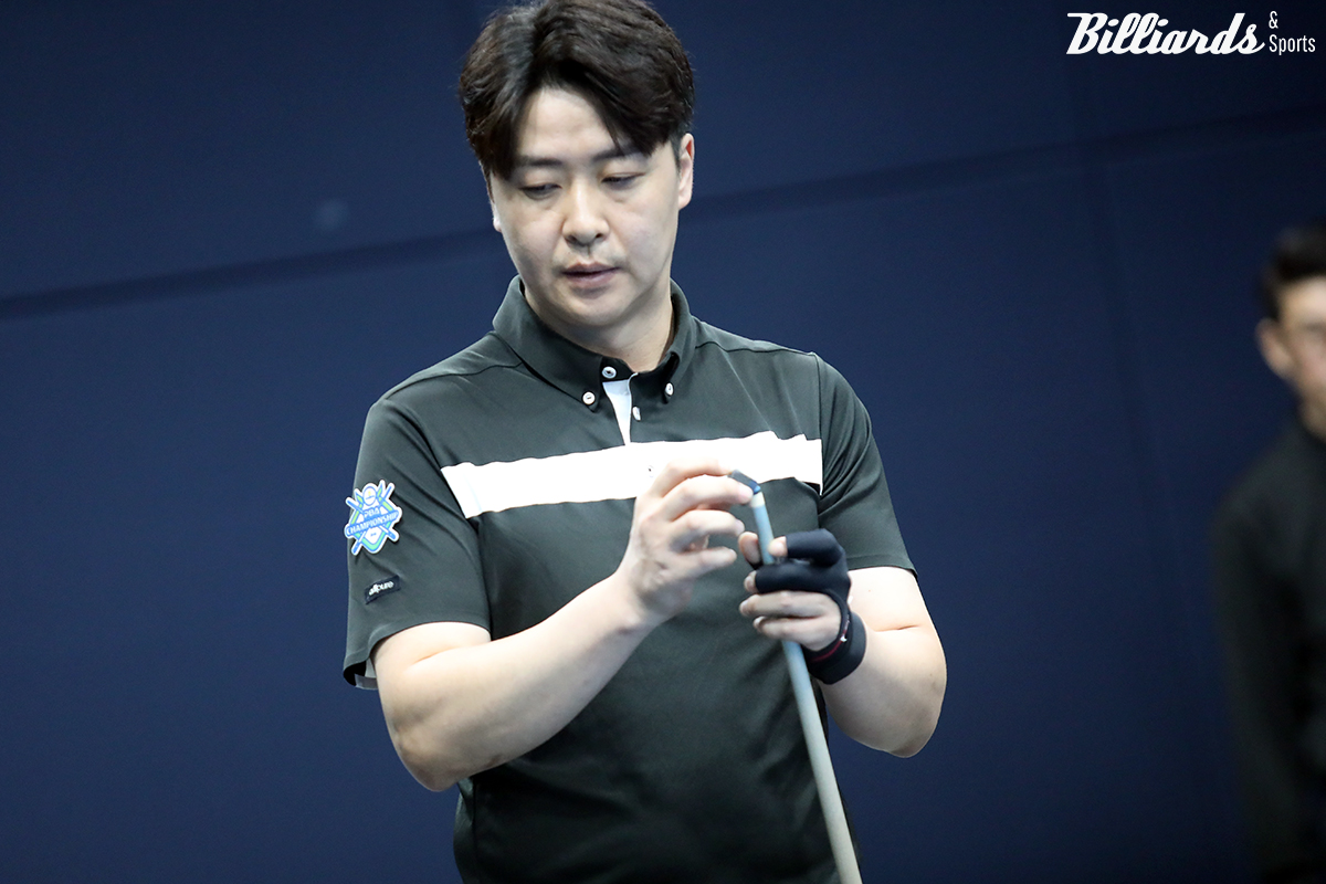 륏피 체네트(하이원리조트)를 꺾고 32강에 오른 김남수. 