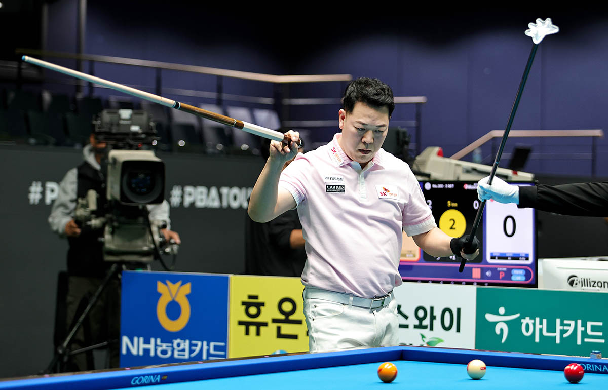 32강전에서 임성균(하이원리조트)을 3-0으로 꺾고 16강에 진출한 '헐크' 강동궁(SK렌터카).