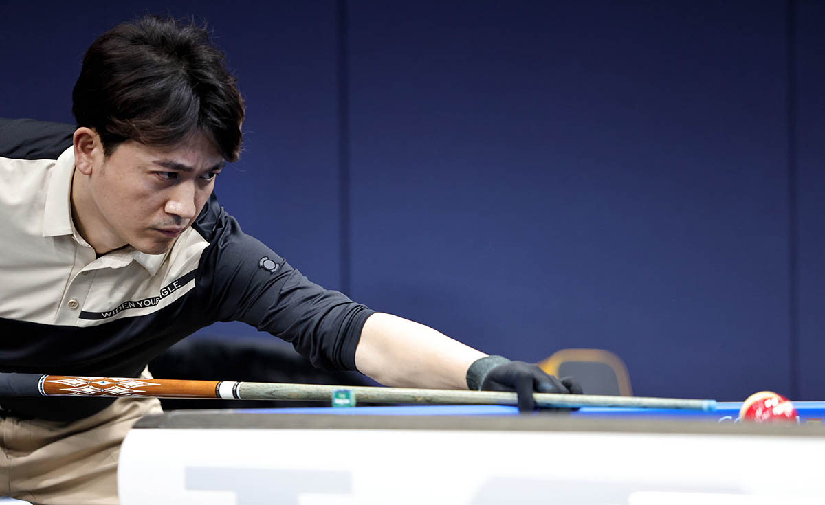 응오딘나이와 8강행을 다투는 권혁민.