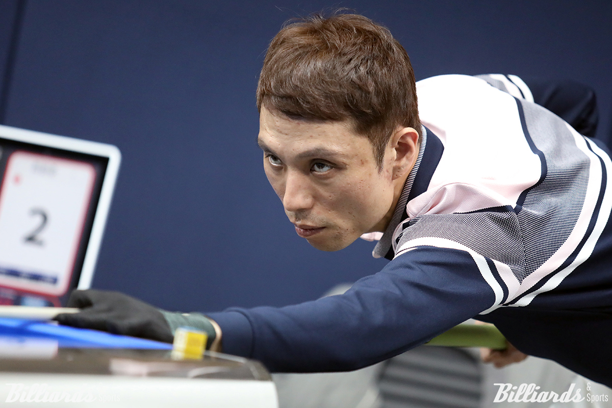 '투어 챔피언' 최원준(45)이 'NH농협카드 PBA 챔피언십' 16강전에서 김영섭(48)을 3-2로 꺾고 8강에 진출했다.  사진=고양/이용휘 기자