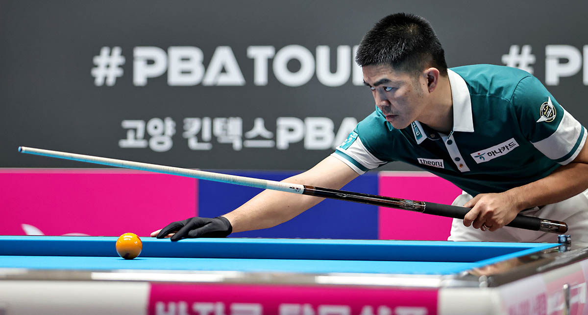 베트남의 응우옌꾸옥응우옌(하나카드)이 한국의 최성원(휴온스)과 14일 오후 9시 30분에 8강전을 치른다. 이 경기 결과에 따라 이번 6차 투어 4강의 판도가 결판날 전망이다.   사진=PBA 제공