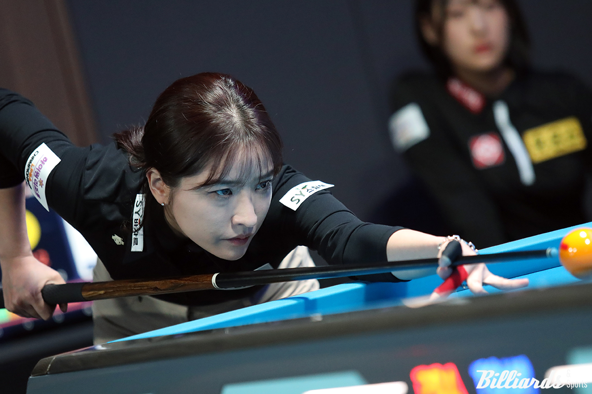 한슬기(에스와이)는 64강전에서 장가연(휴온스)에게 승리하고 32강에 올라갔다.