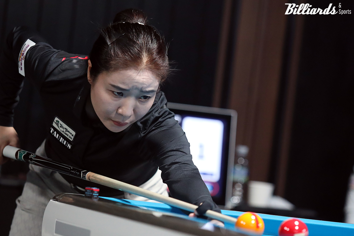 김갑선은 25일 벌어진 32강전에서 '2001년생 루키' 전어람을 세트스코어 2-0으로 꺾고 16강에 진출했다.