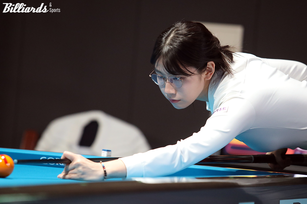 '원조 여왕' 맞대결을 벌인 이미래(하이원리조트)는 16강전에서 임정숙(크라운해태)에게 세트스코어 2-1로 승리했다.