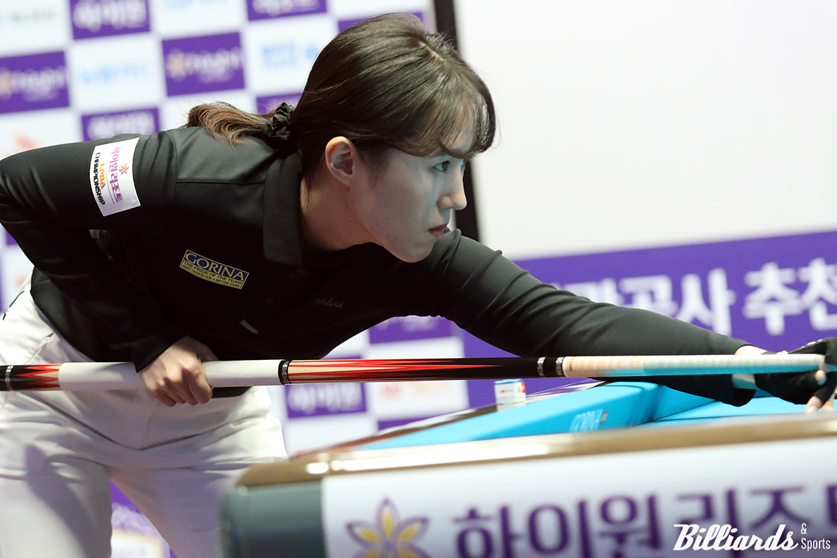 임혜원은 16강에서 히가시우치 나쓰미(웰컴저축은행)에게 2-1로 승리하며 사상 첫 8강행에 성공했다.