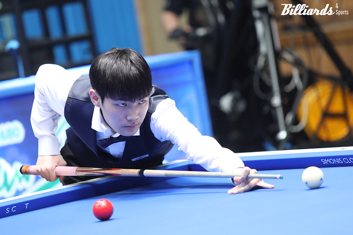 정예성과 결승전 대결 중인 박정우.