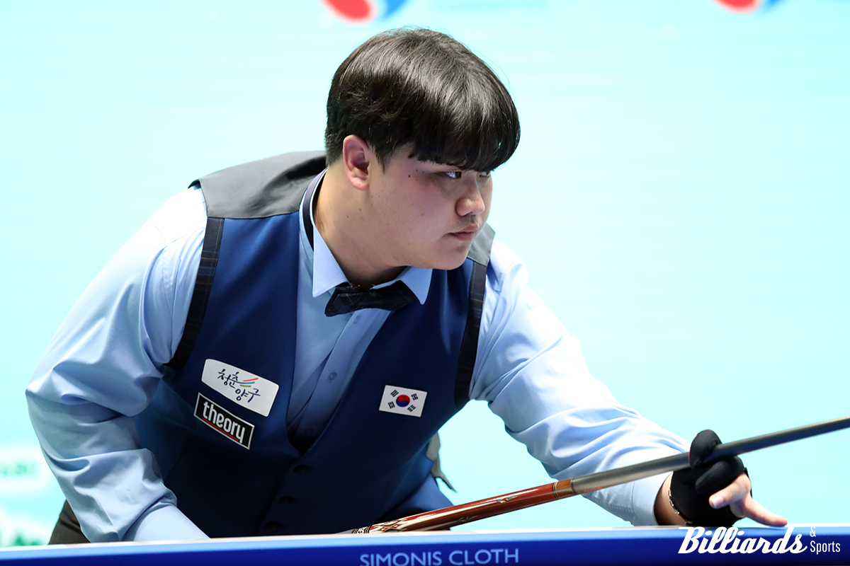 국토정중앙배 결승과 아시아선수권 U-22 결승에 오른 정예성은 이틀 동안 11경기를 치르며 강행군을 펼쳤다.