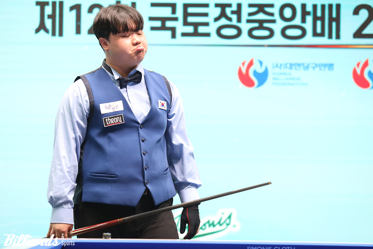 이틀 동안 11경기를 뛴 정예성이 국토정중앙배 결승에서 득점에 실패하자 입술을 삐죽 내밀며 아쉬움을 표현하고 있다. 사진=이용휘 기자