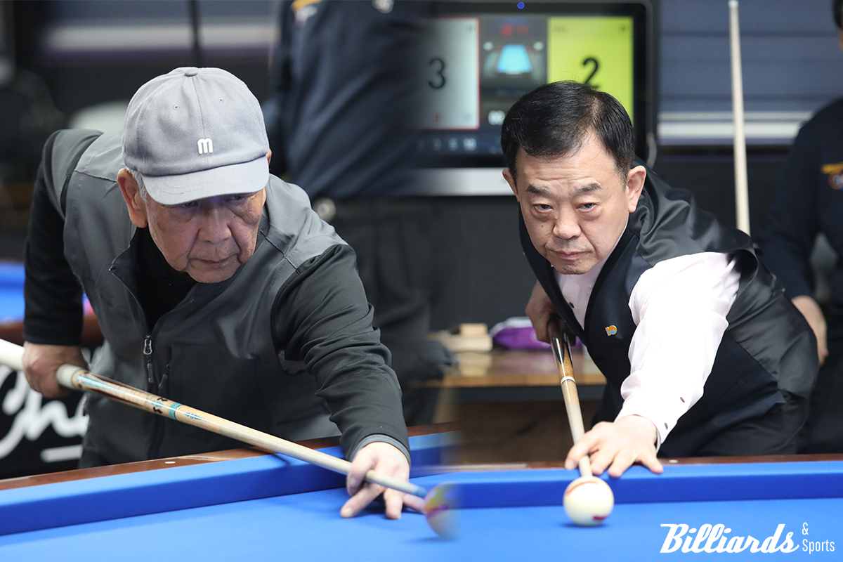 2024년 제2회 대한당구시니어연맹 정기평가전에서 공동 우승을 차지한 김낙연과 길형주. 사진=구리/김민영 기자