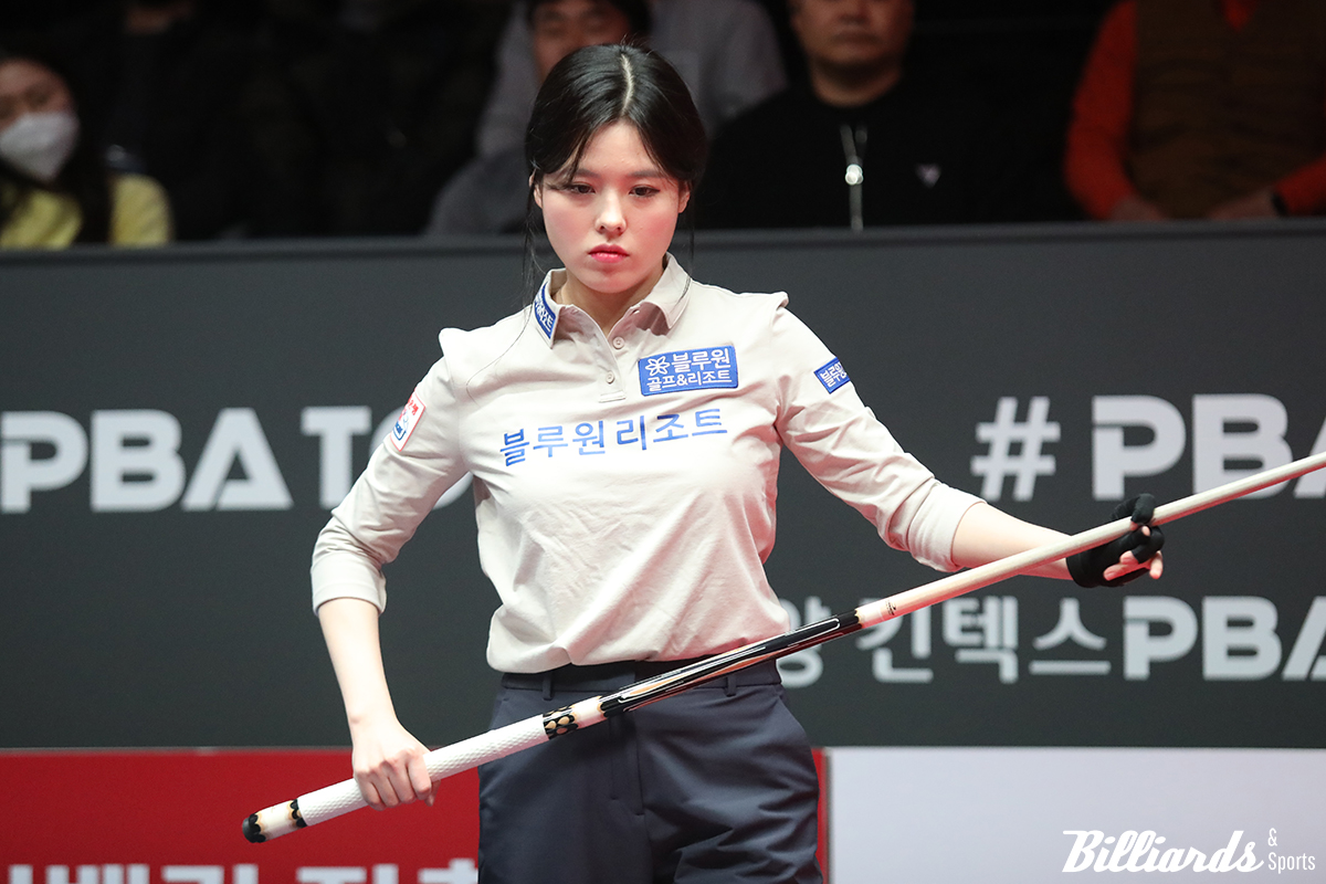서한솔은 PBA 팀리그에서 김민영과 함께 2세트 여자 복식을 담당했다.