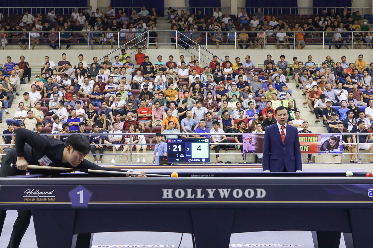 호찌민 3쿠션 당구월드컵 결승전에서 대역전 드라마를 완성 직전까지 갔던 김준태. 