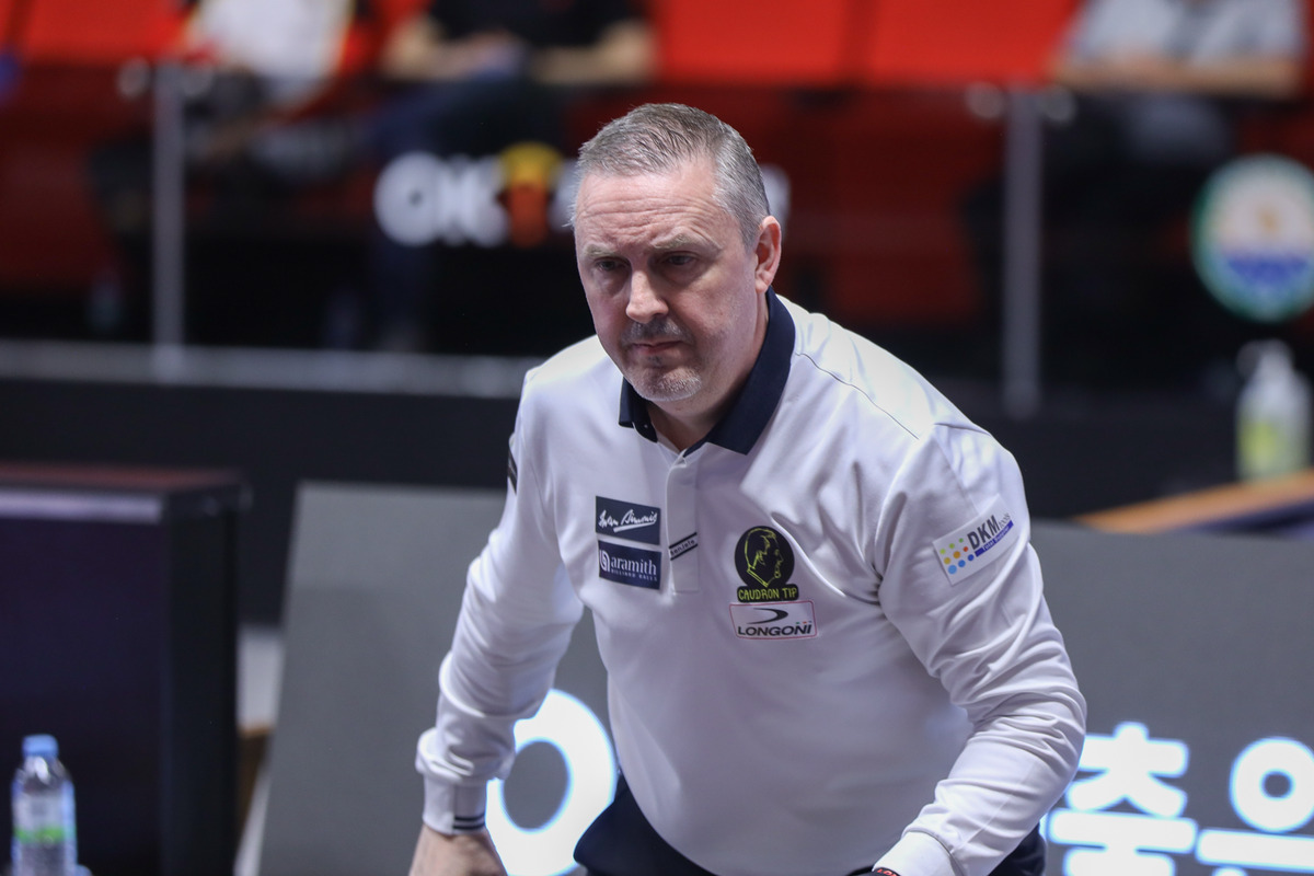 '복귀 황제' 프레데릭 쿠드롱(벨기에)이 튀르키예에서 열린 '앙카라 3쿠션 당구월드컵' 예선 1라운드에 이어 2라운드도 종합순위 1위로 통과했다.  사진=SOOP 제공