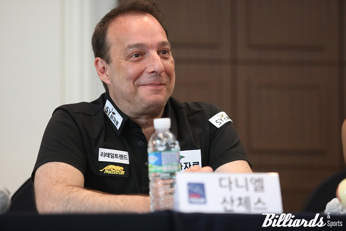 밝은 표정으로 '2024-25시즌 PBA-LPBA 투어 미디어데이' 행사에 참석한 다니엘 산체스. 사진=이용휘 기자