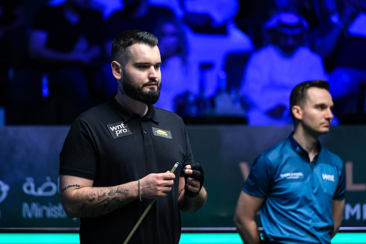 두 번의 기회를 놓치며 아쉽게 준우승에 그친 에클런트 카치(알바니아).