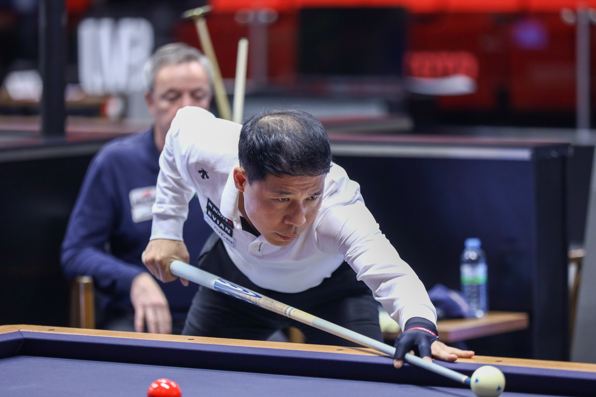 허정한은 8강에서 베트남 돌풍의 주역인 쩐뀌엣찌엔(세계 2위)과 준결승 진출을 다툰다.