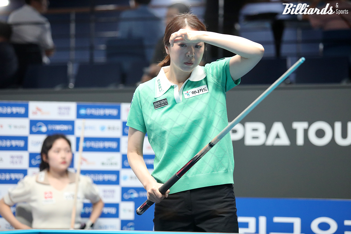 한지은을 꺾고 16강에 진출한 사카이.