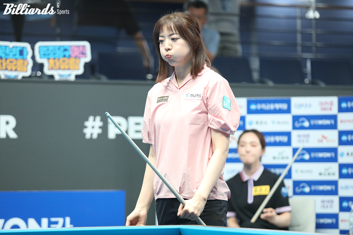 사카이 아야코.