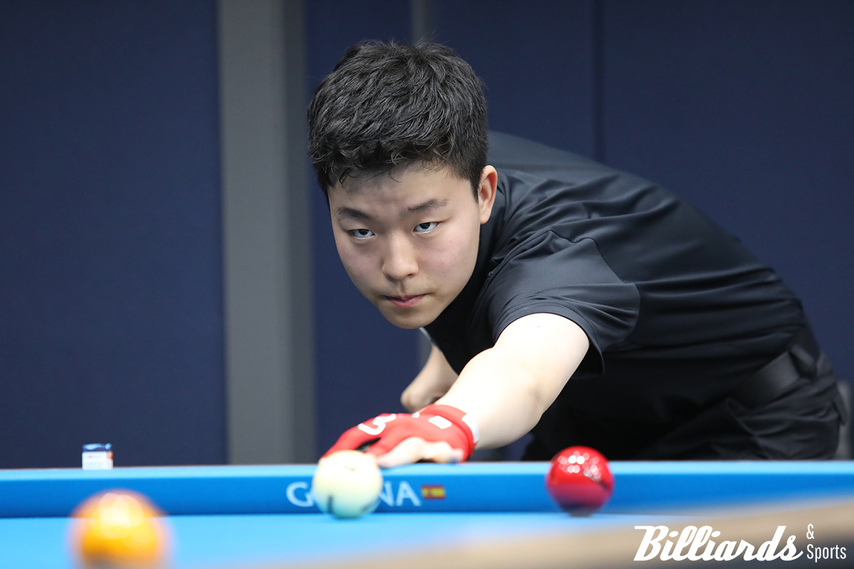 16세 PBA 최연소 프로 김영원도 김영섭을 꺾고 8강에 올랐다.