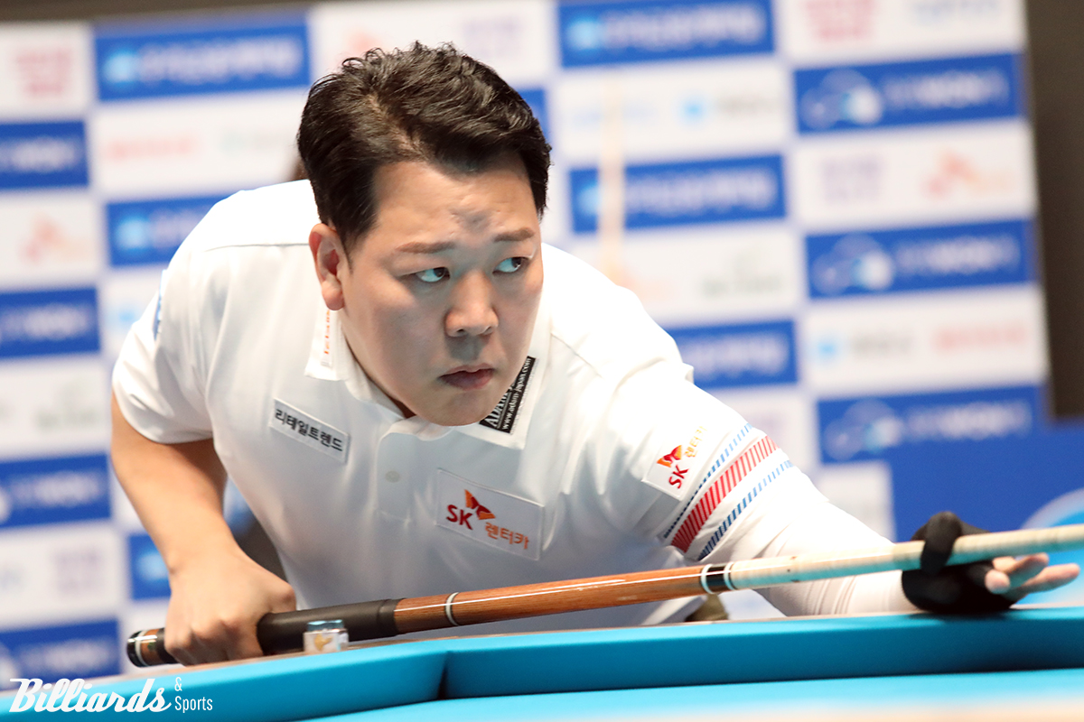 '헐크' 강동궁(SK렌터카)이 24-25시즌 개막전 '우리금융캐피탈 PBA 챔피언십' 16강전에서 안토니오 몬테스(NH농협카드)를 3-1로 꺾고 8강에 진출했다.  사진=고양/이용휘 기자