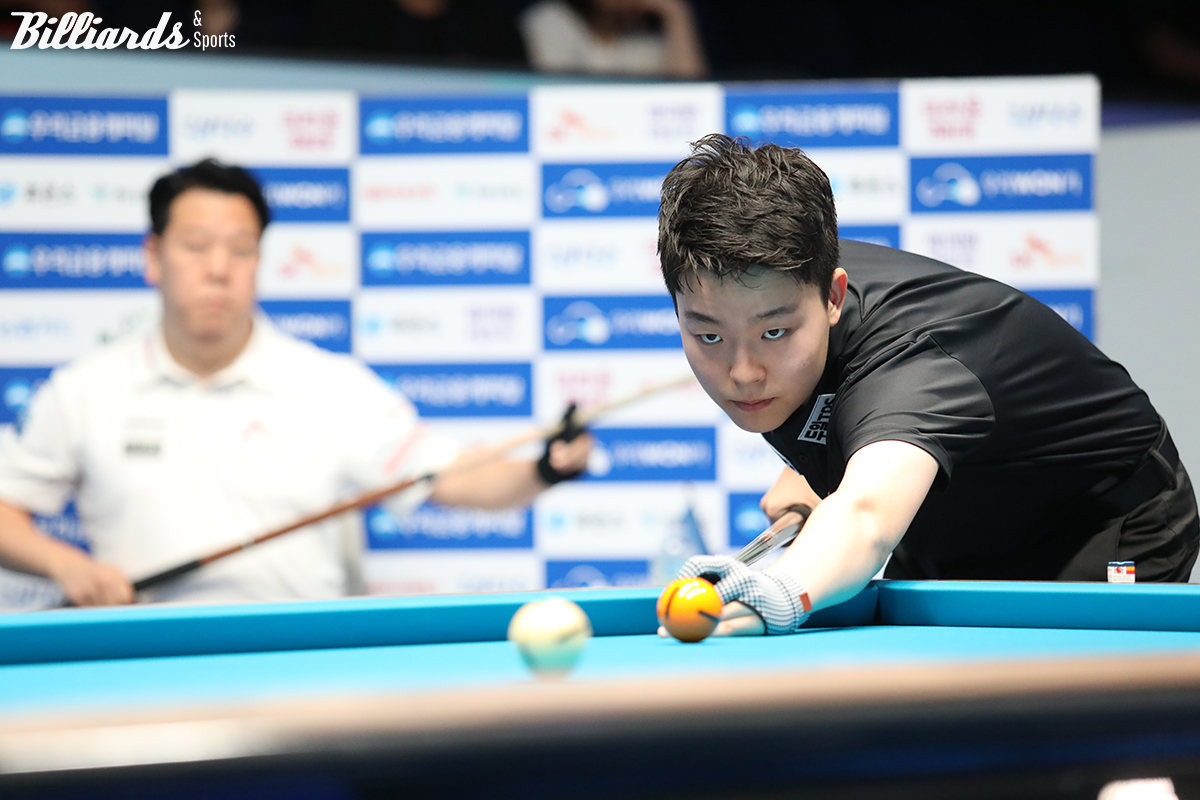 김영원은 경험 많은 강동궁을 상대로 결승전 분위기를 장악하며 중반까지 경기를 리드했다.