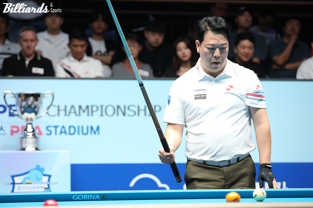 강동궁은 결승에서 시간이 갈수록 오랜 경험에서 나오는 안정적인 플레이로 김영원의 도전을 막아냈다. 