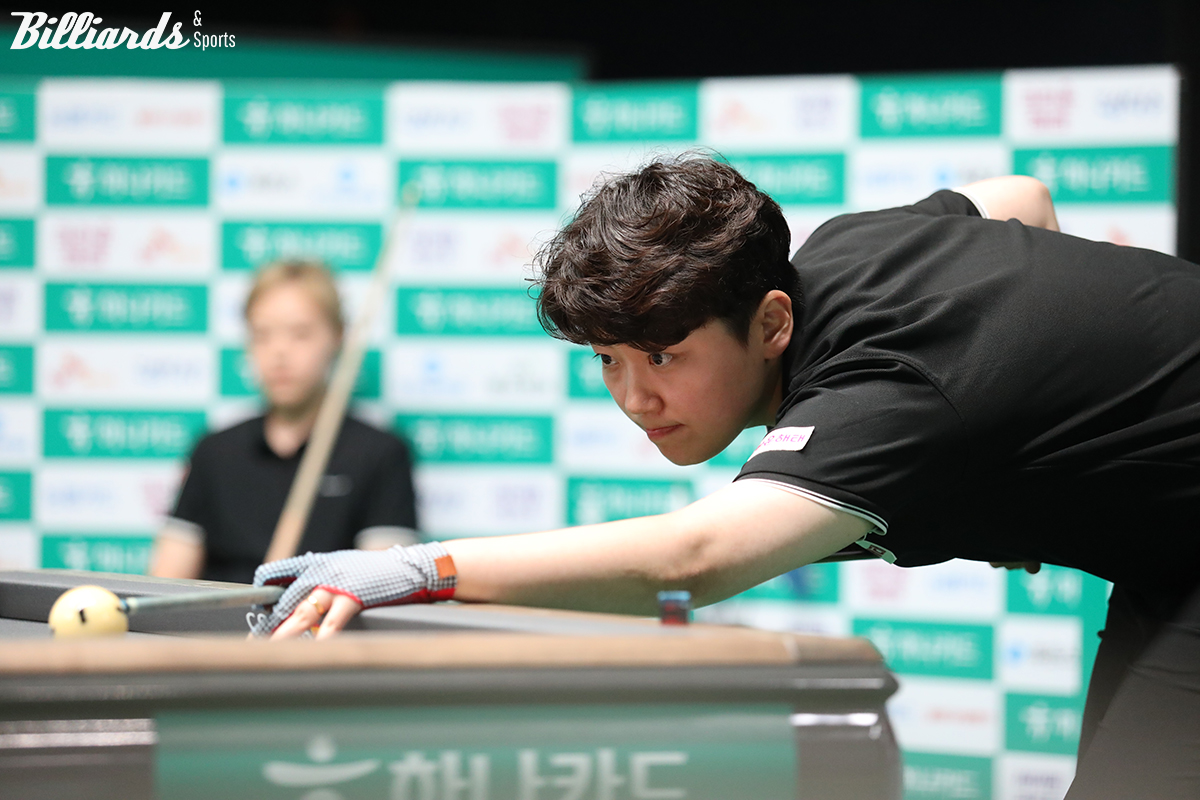 하나카드 챔피언십 2연패를 노리는 백민주는 이번 2차 투어 64강에서 강력한 우승 경쟁자들이 대거 탈락하면서 치열한 우승 경쟁에 뛰어들게 됐다.