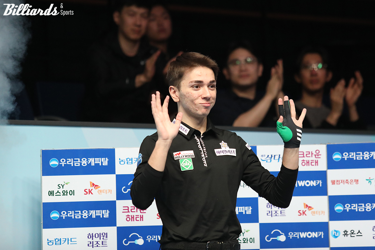 앞서 열린 이번 시즌 개막전에서 PBA 투어에 데뷔한 하샤시는 준결승까지 진출하며 돌풍을 일으켰다.