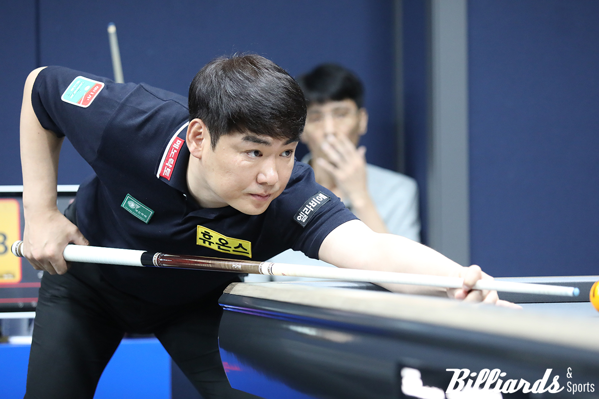 '새신랑' 이상대는 김성민을 꺾고 64강에 안착했다.