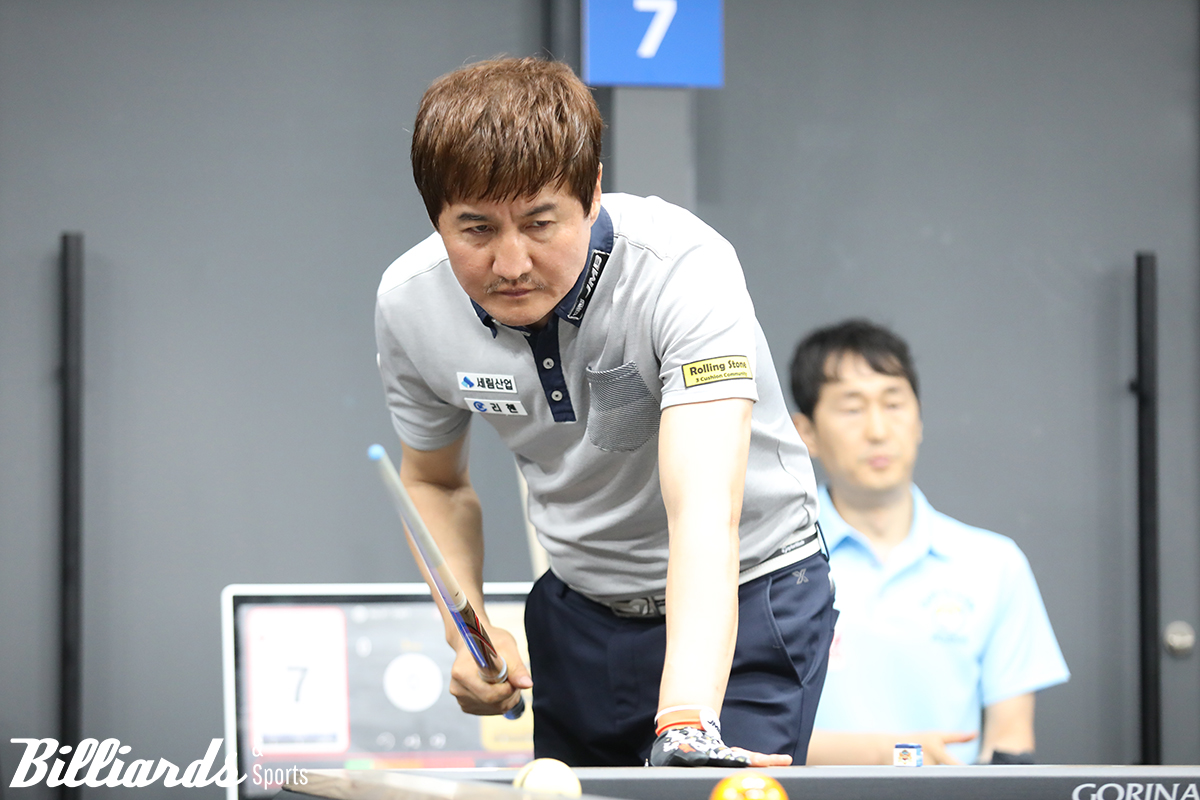 '무명 돌풍' 박기호는 장타 없이 고전한 끝에 이호영에게 0-3으로 패하고 말았다.