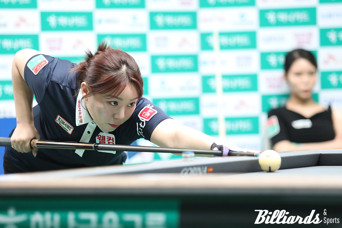 김예은은 16강에서 이우경을 풀세트 접전 끝에 3-2로 꺾고 8강에 올랐다.