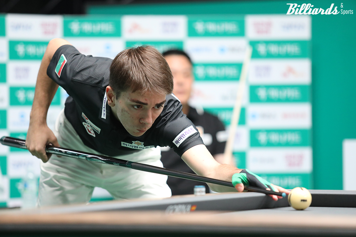 하샤시는 2세트 첫 타석에 하이런 14점을 득점한 뒤 3세트에서도 11점 끝내기타를 터트려 조재호를 무너트렸다.