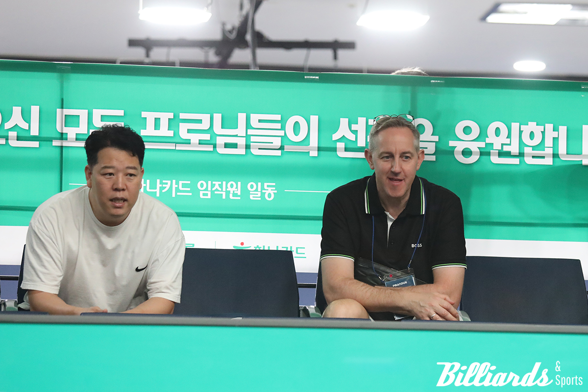 SK렌터카의 주장 강동궁과 SK렌터카의 맏형 에디 레펀스가 강지은을 응원하기 위해 고양 킨텍스 PBA 스타디움을 찾았다. 사진=고양/이용휘 기자