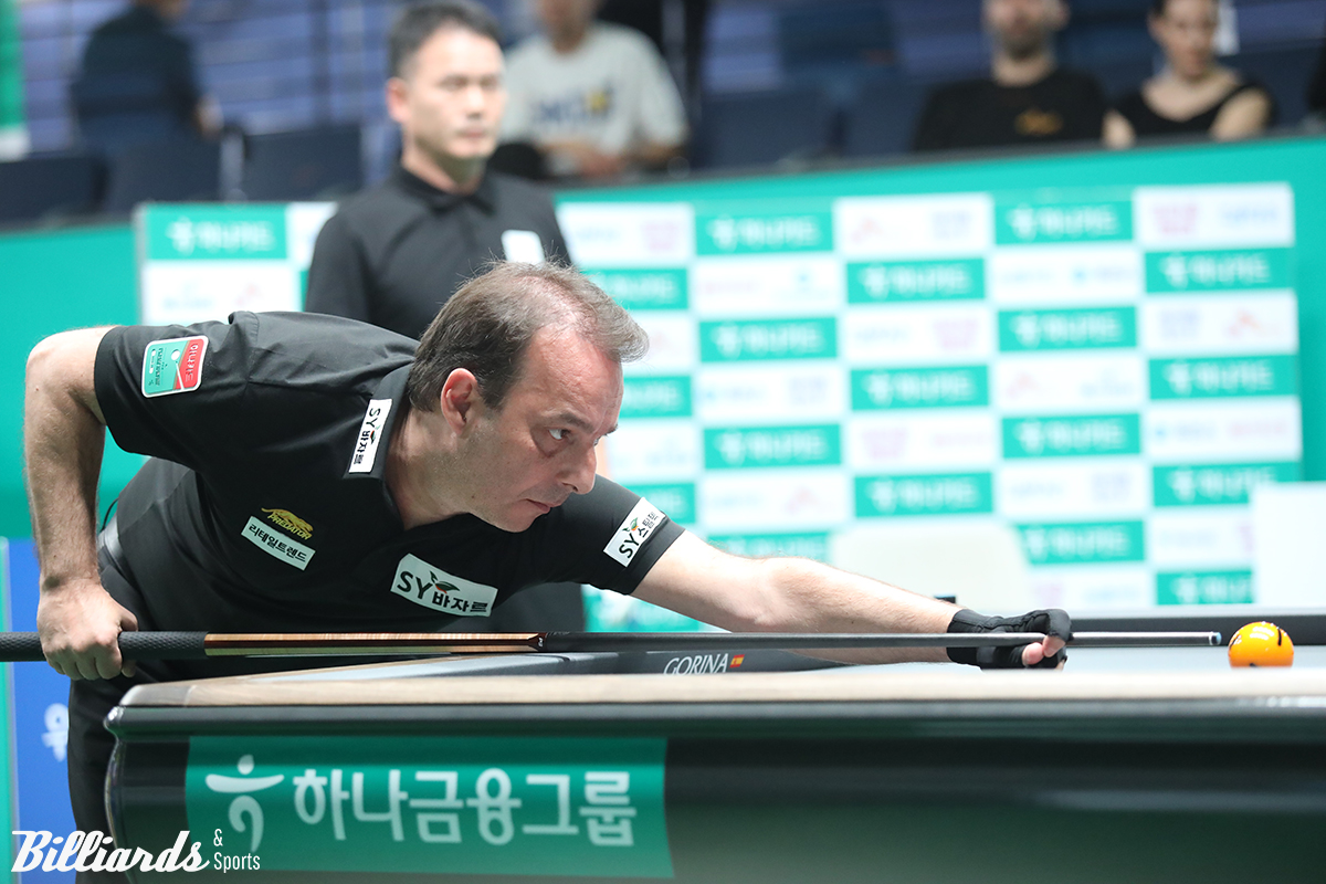 프로당구 투어에서 데뷔 후 첫 16강에 진출, 8강행을 노렸던 산체스는 한국의 김종원에게 발목을 잡혀 탈락했다.