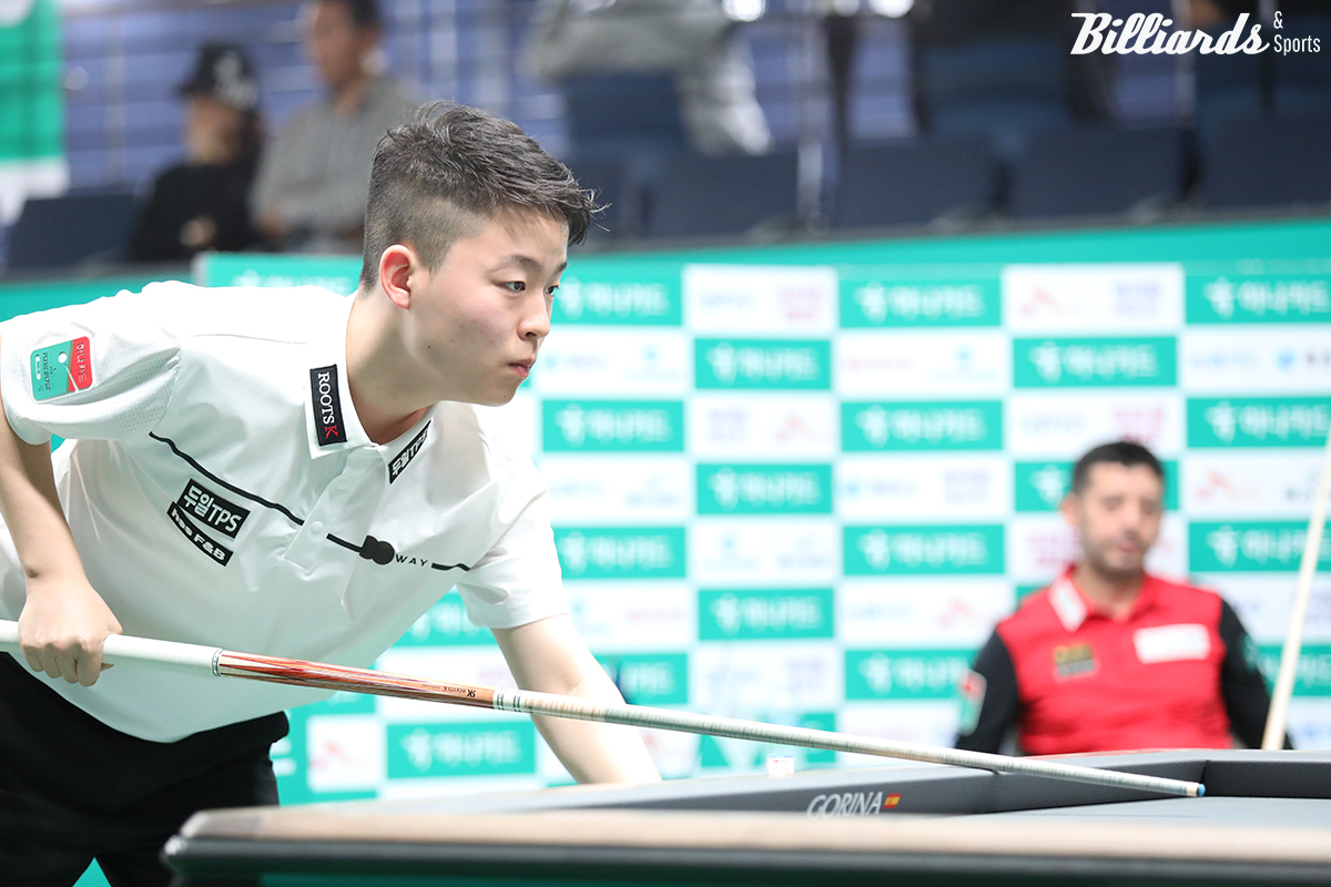 김영원은 1차 투어와 2차 투어 32강에서 만난 '투어 챔피언' 무라트 나지 초클루(하나카드)를 모두 이겼다.