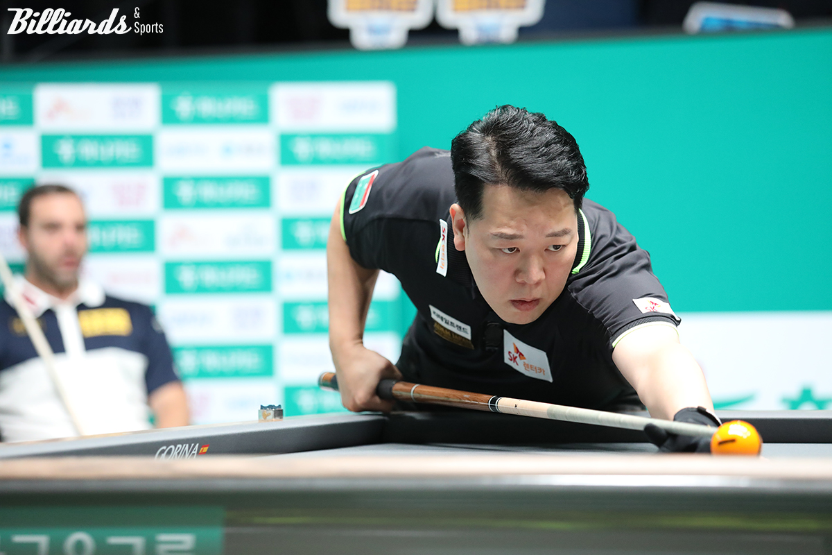 강동궁은 매 세트 초반에 화력을 쏟아부은 팔라손을 정교한 샷 감각으로 제압하며 세트스코어 3-1로 앞섰다. 