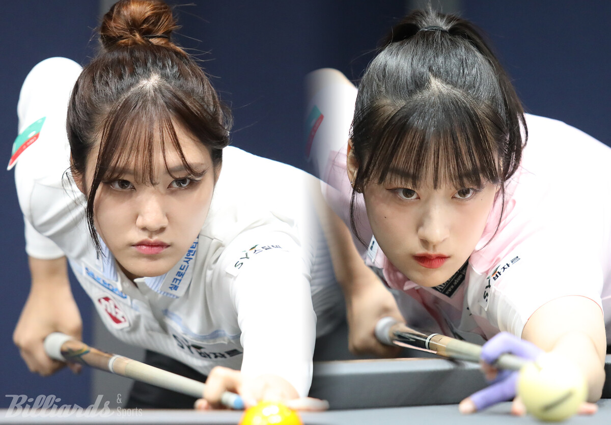 타이틀스폰서 에스와이의 와일드카드를 받은 LPBA 권발해(왼쪽)와 장가연(이상 에스와이).