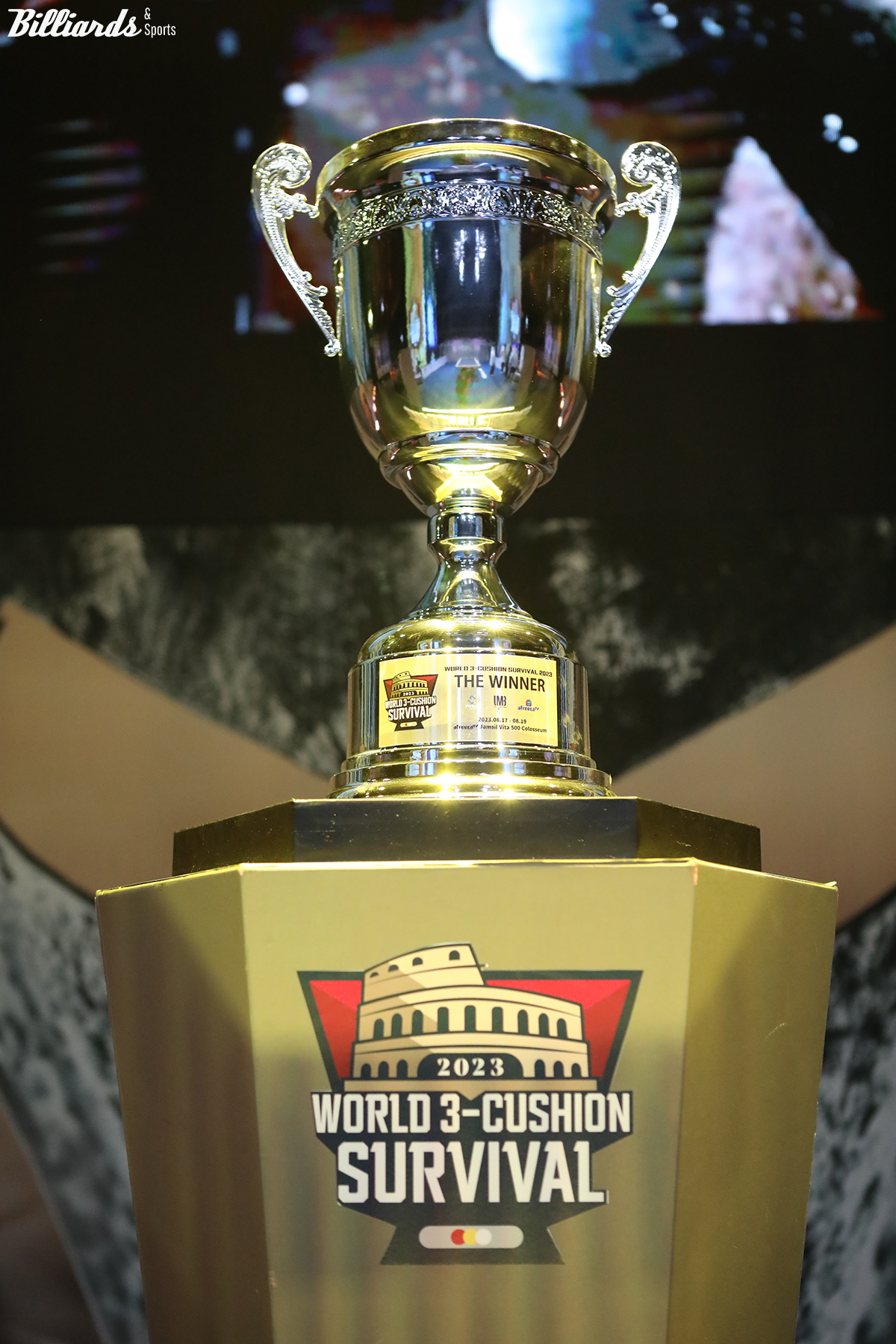 지난해 열린 '월드 3쿠션 서바이벌' 우승트로피.
