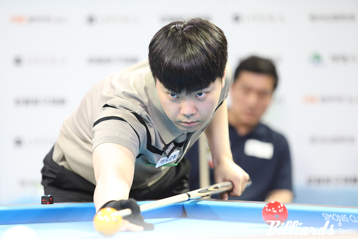 차명종을 꺾고 4강에 오른 김행직.