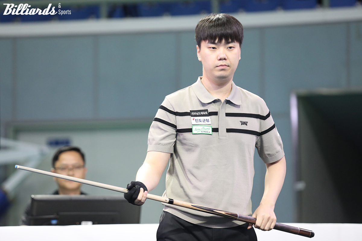 김행직은 이날 준결승에서 '하이런 13점' 장타로 '국내 2위' 조명우(실크로드시앤티-서울시청)를 제압하고 결승에 올라왔다.  사진=태백/이용휘 기자