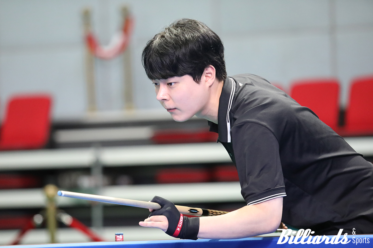 박상준이 '태백산배 전국당구대회' 16강에서 애버리지 2점대로 김형곤을 물리치고 8강에 올랐다. 사진=태백/이용휘 기자