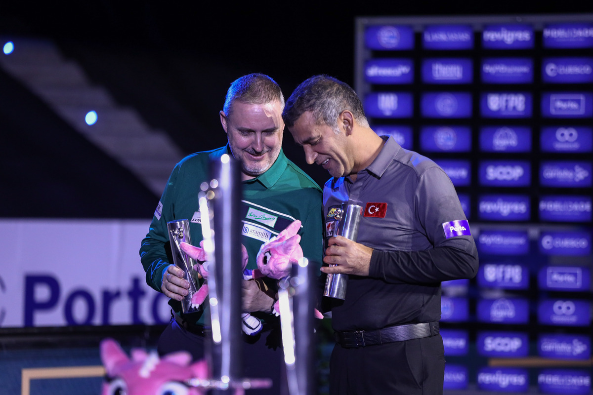 지난 7월 포르투갈에서 열린 '포르투 3쿠션 당구월드컵'에서 공동3위에 오르며 UMB 복귀 세 번째 대회 만에 시상대에 선 프레데리크 쿠드롱.