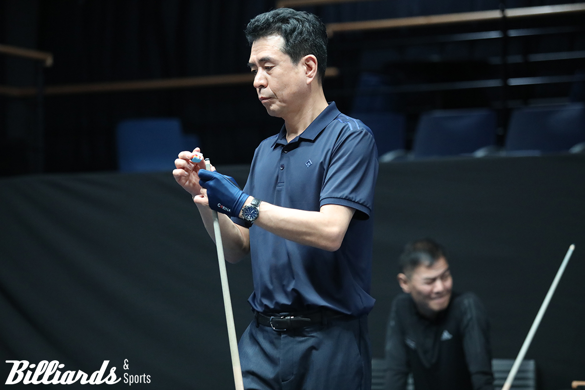 박춘우와 결승전 대결 중인 서삼일.