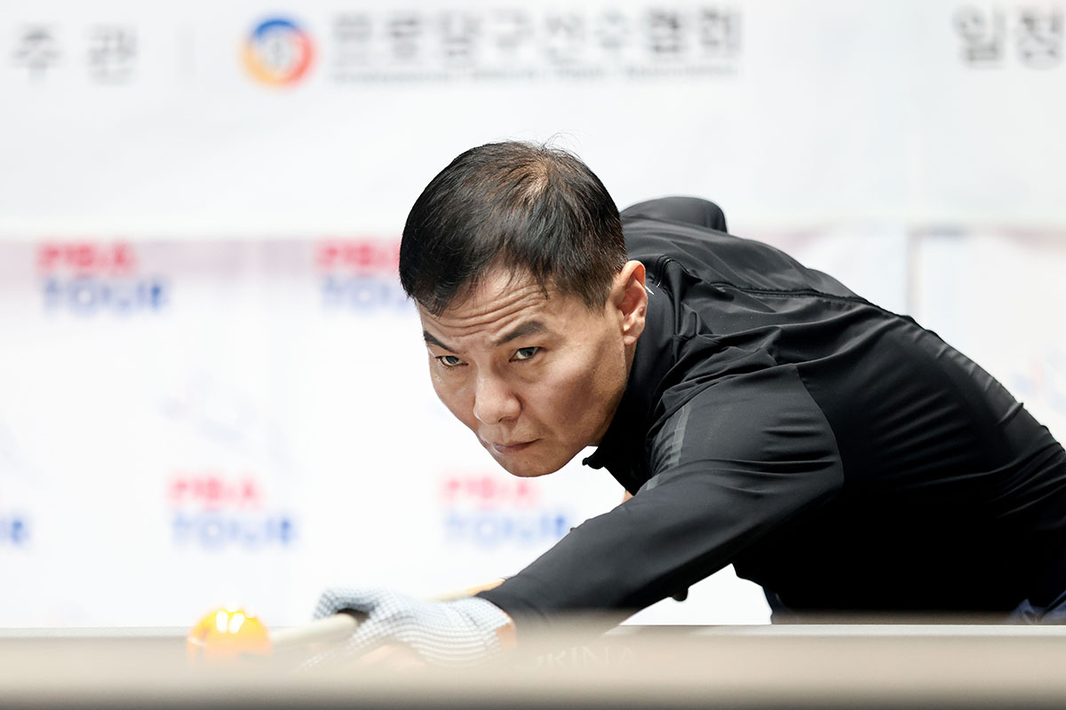 박춘우가 결승전에서 김태호2와 우승을 놓고 대결하고 있다.