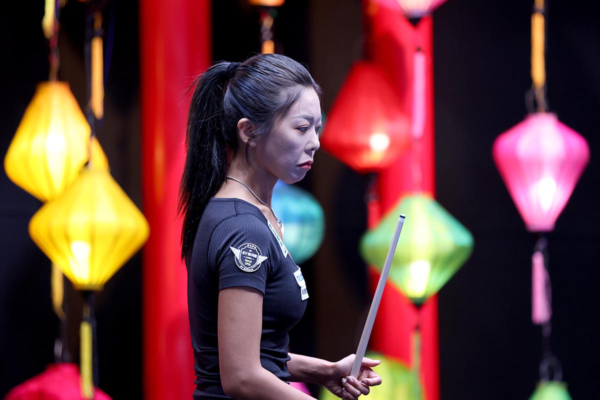 이번 시즌 처음으로 64을 통과하고 32강에 오른 김가영.  사진=PBA