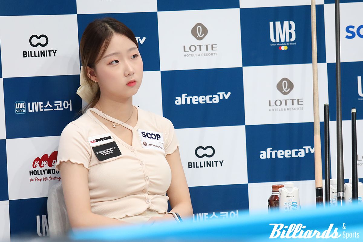 1, 2세트를 마무리에 실패하며 아깝게 빼앗긴 김혜림.