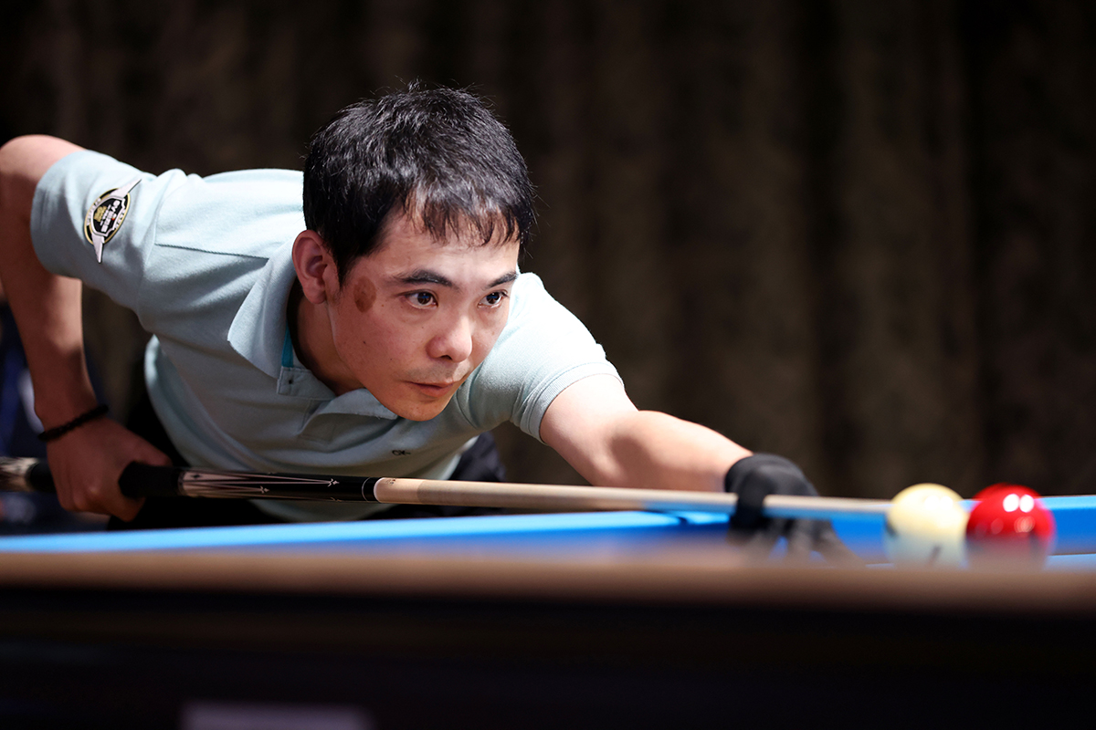 4세트에서 동점을 노렸던 한동우는 이충복의 맹공에 막혀 승부치기로 연장하는데 실패했다.