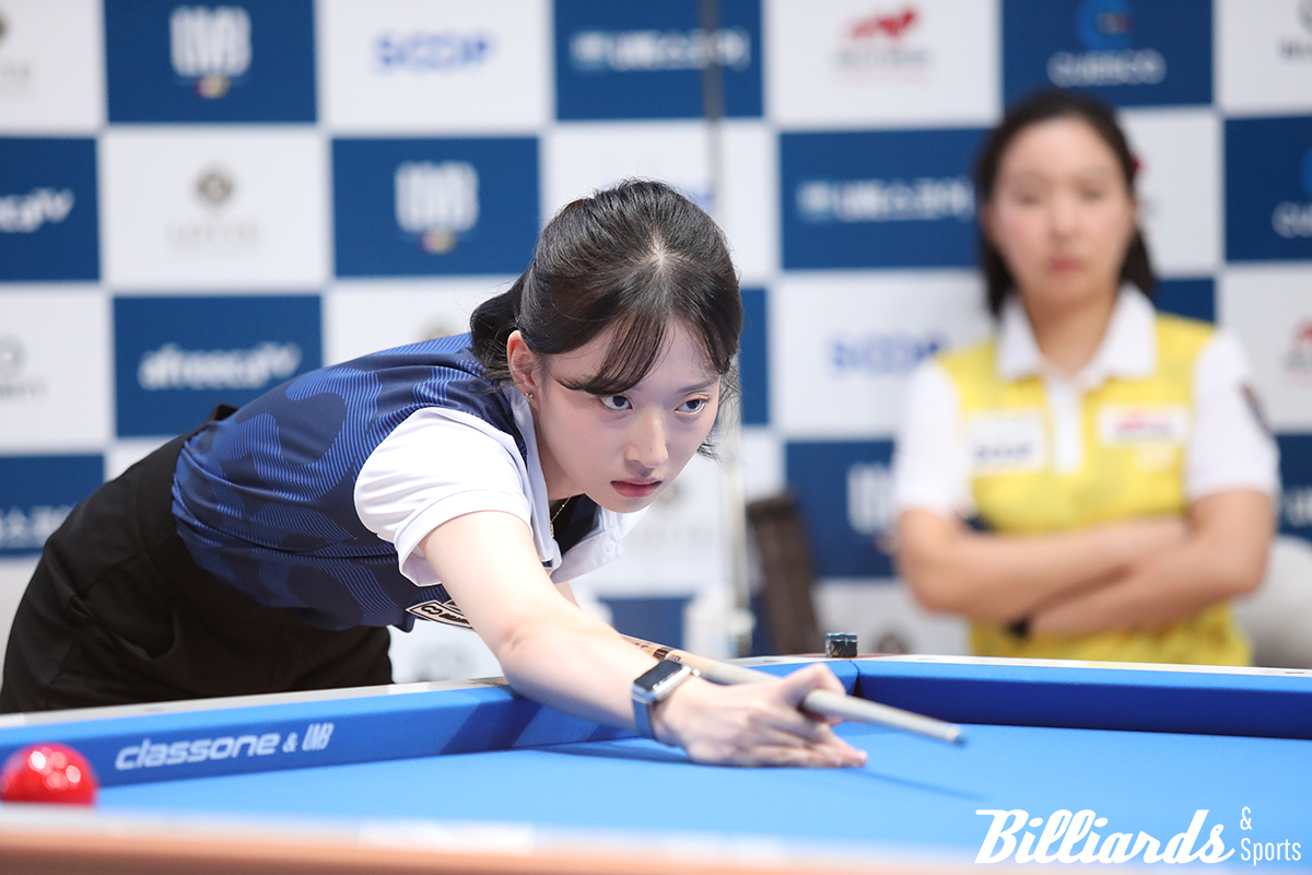 지난해 첫 월드 3쿠션 서바이벌에서 좋은 활약을 펼치며 준우승을 거둔 최봄이는 2위 경쟁에서 밀리며 결승 진출에 실패했다.