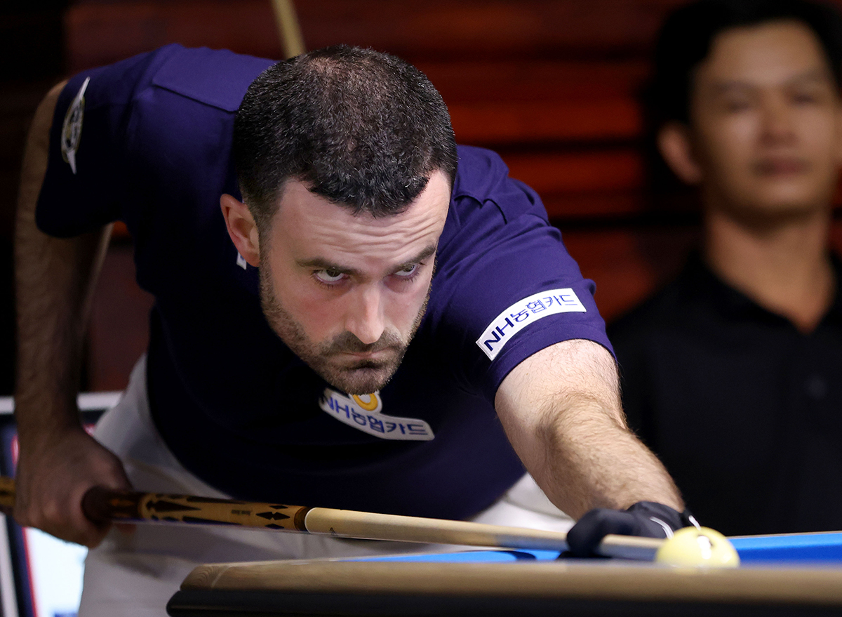 안토니오 몬테스(NH농협카드)는 응우옌반롱(베트남)을 세트스코어 3-0으로 완파하고 64강에 진출했다.